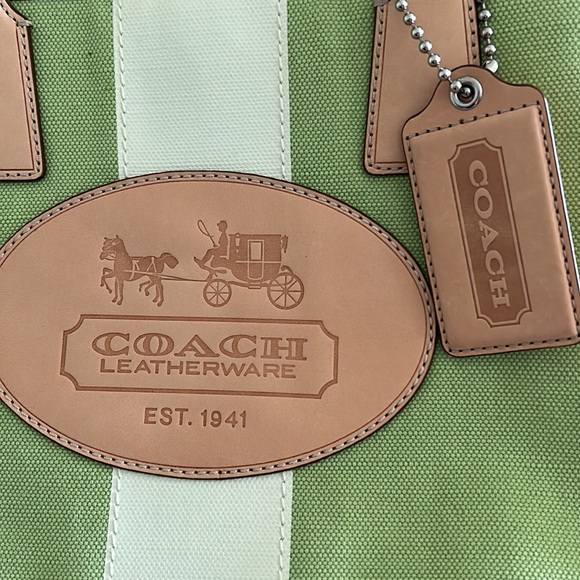 COACH Like New Hampton Archive 10th Anniversary Bag - Picture 3 of 13